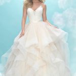 9450 Allure Wedding Dress