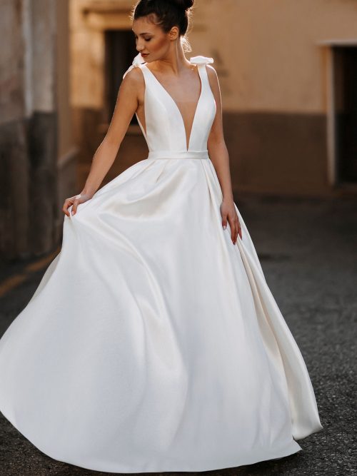 E173 Abella Wedding Dress