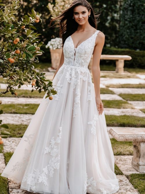 9864 Allure Bridals Wedding Dress