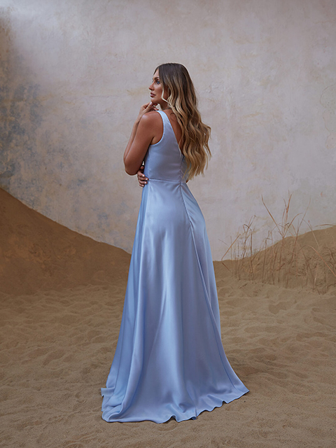 TO2428 Tania Olsen flattering V-front neckline
